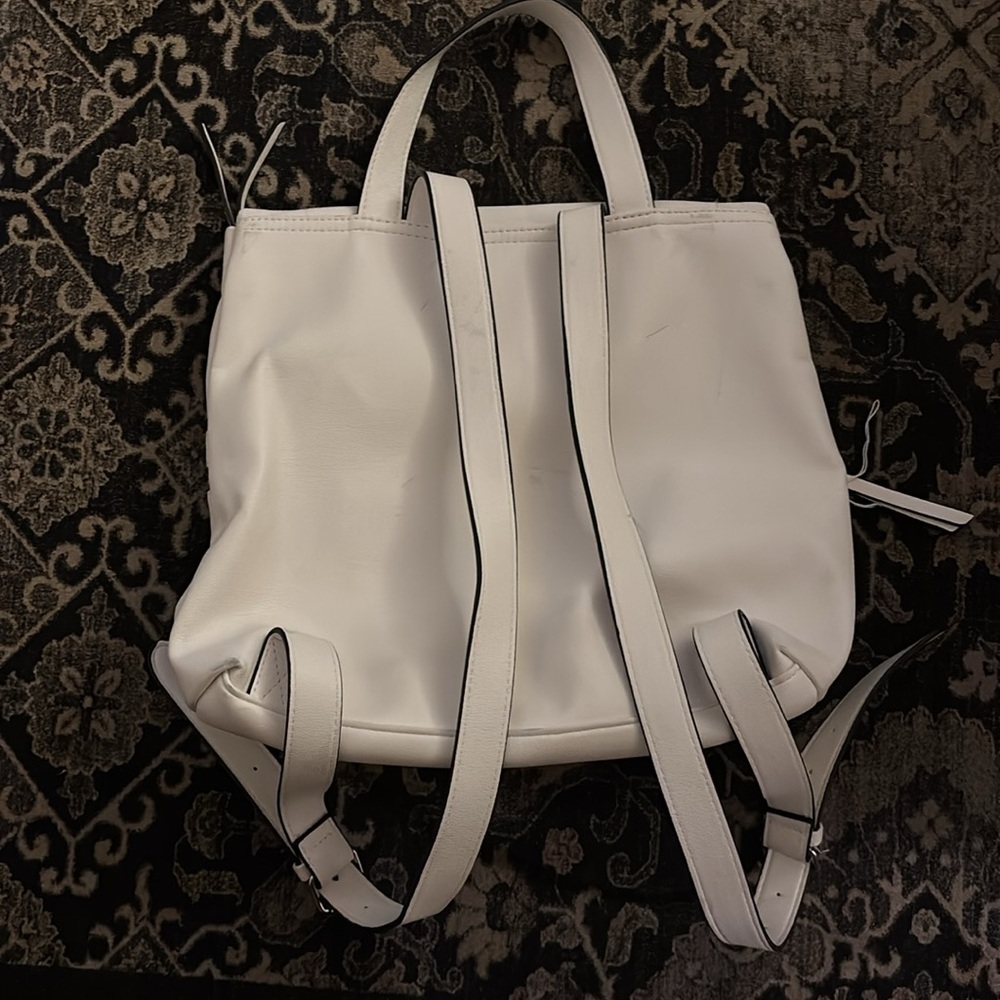 White faux leather backpack - Picture 2 of 5